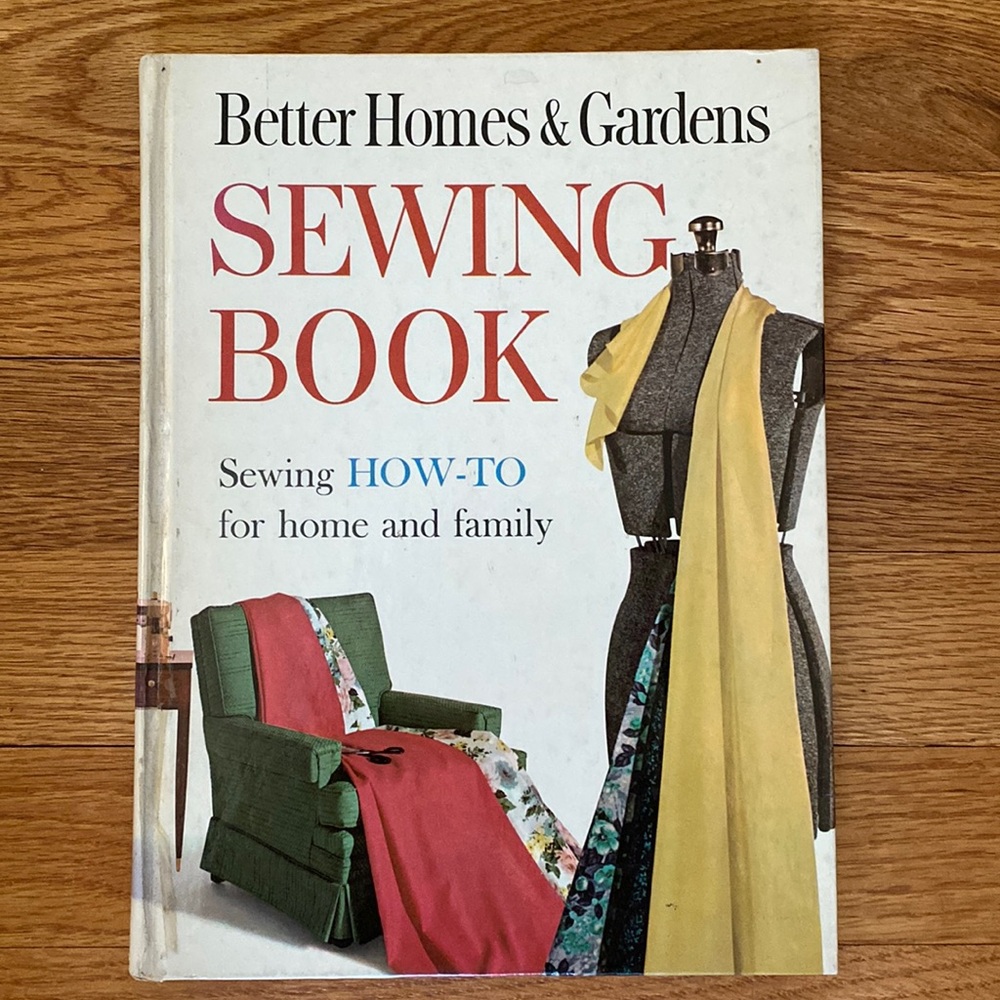 VINTAGE 1961 BH&G Hardcover Sewing Book